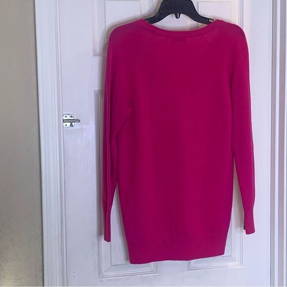 Equipment Femme 100% Cashmere Bright Berry Pink V-Neck Sweater Size Small - Picture 4 of 8